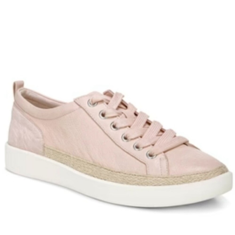 VIONIC Podiatrist Designed and Approved Pink Lace Up Sneakers. Size 8.